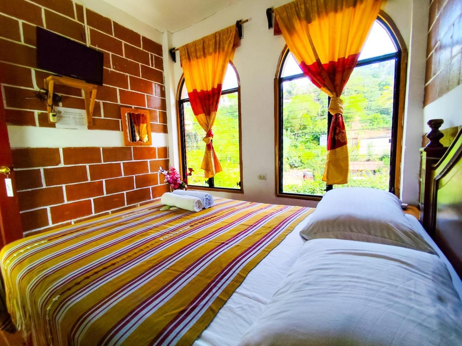 Vinas Hotel Lanquin Room photo